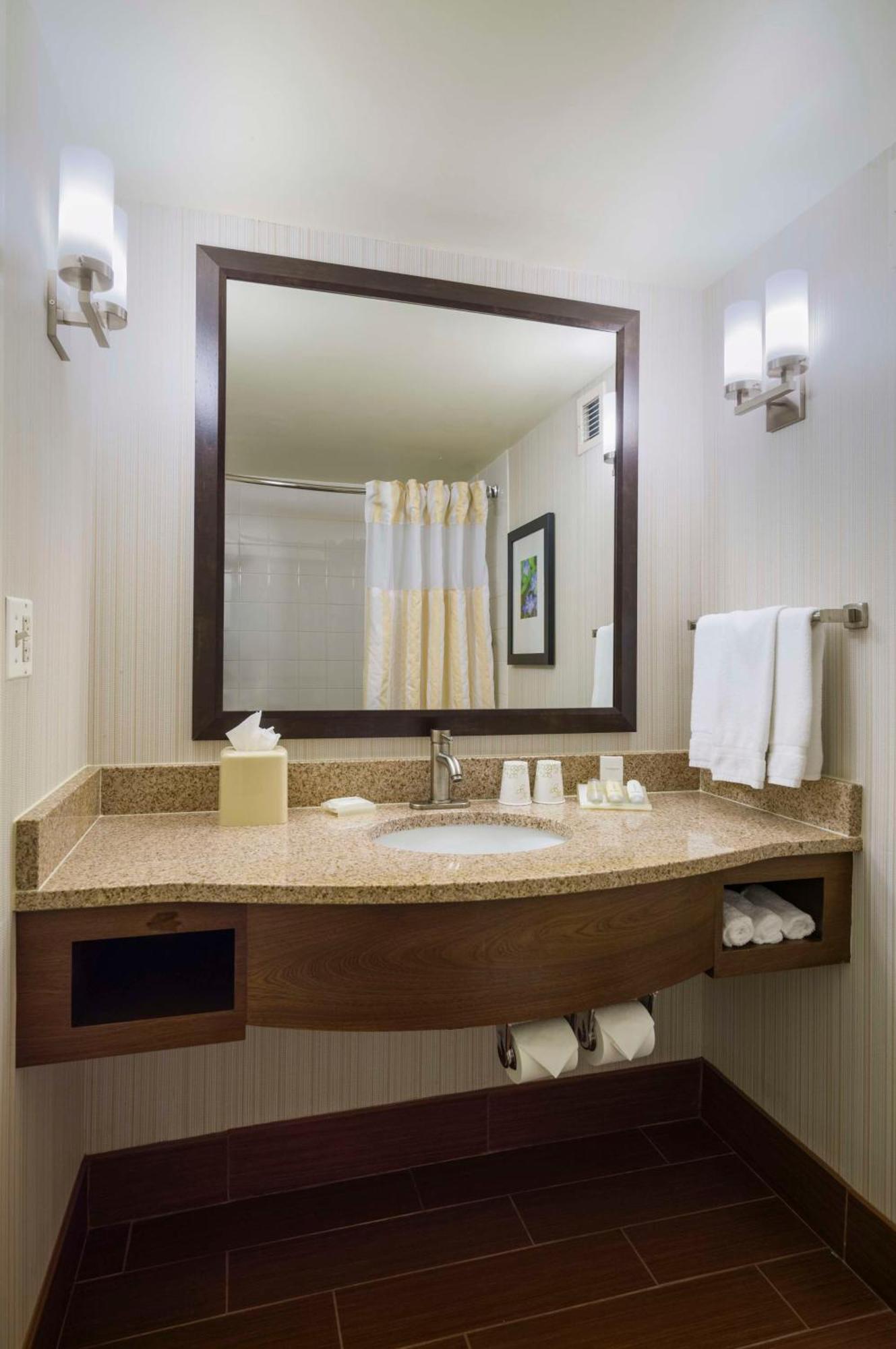 Hilton Garden Inn Edison/Raritan Center Exteriér fotografie