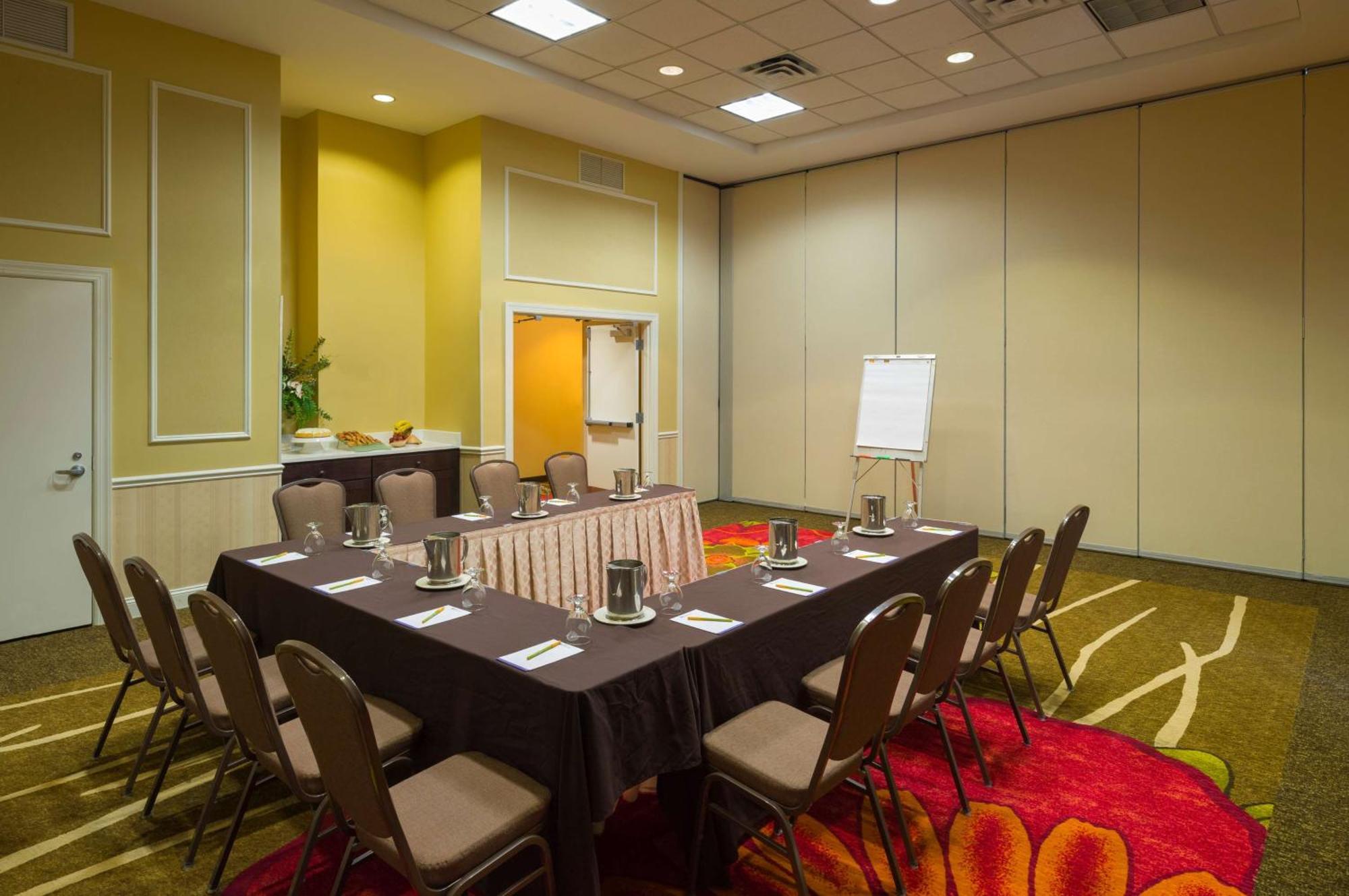 Hilton Garden Inn Edison/Raritan Center Exteriér fotografie
